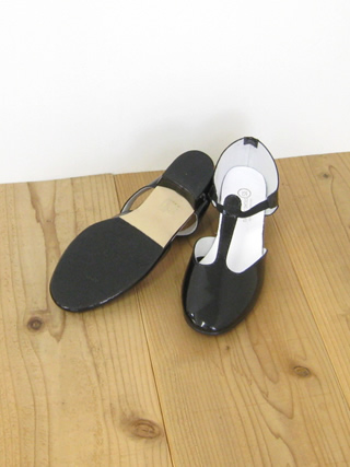 CATWORTH キャットワース サイズ4 黒 Tストラップ フラットシューズ CATWORTH キャットワース サイズ4 黒 Tストラップ フラット