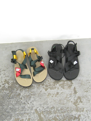 SUICOKE（スイコック） クロスストラップサンダル[OG-023-2Cab/CHIN2