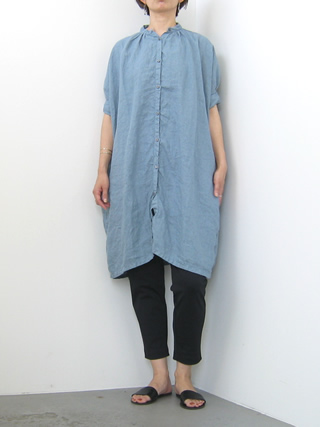 Honnete オネット ハーフスリーブノーカラーワンピース Ho 21ss Op5 Clothes Tile Honnete オネット ハーフスリーブノーカラーワンピース Ho 21ss Op5 Clothes Tile