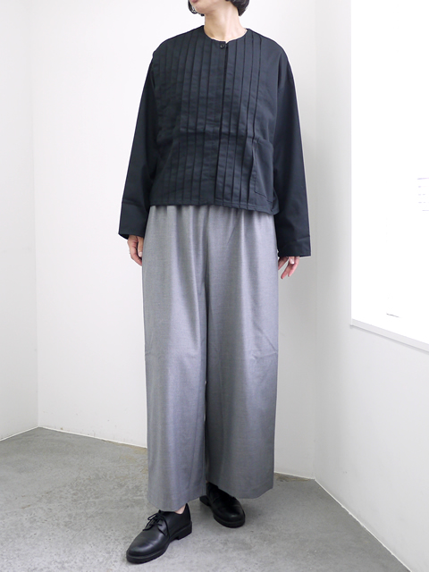 mizuiro ind クルーネックピンタックシャツブラック MARcourt｜mizuiro ind クルーネックピンタックシャツ | Rakuten