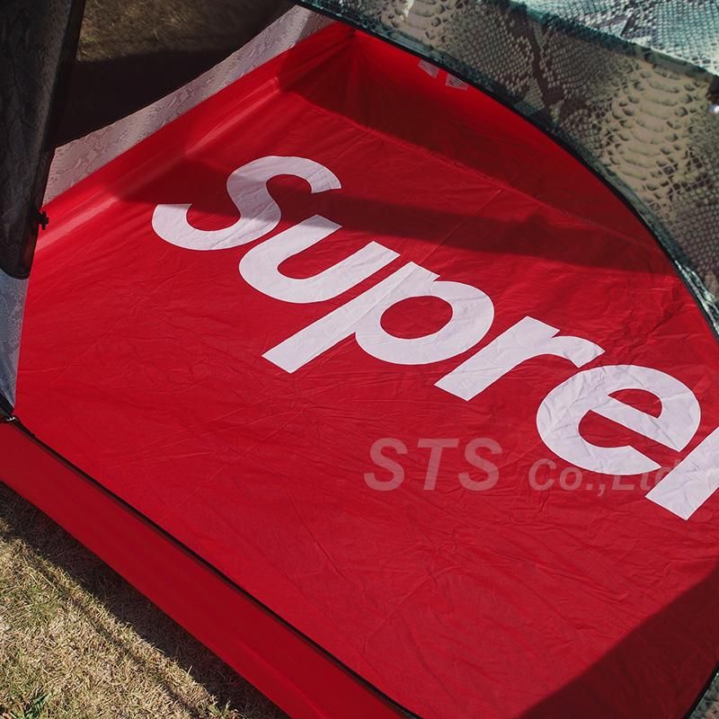 Supreme/The North Face Snakeskin Taped Seam Stormbreak 3