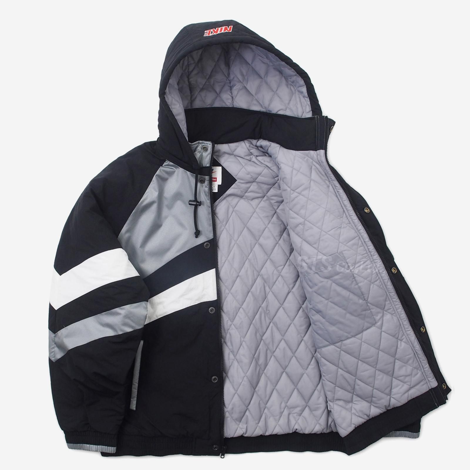 Nike hooded hotsell sport jacket