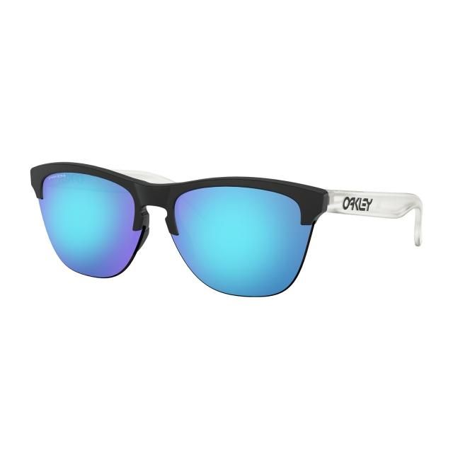 OAKLEY (オークリー)