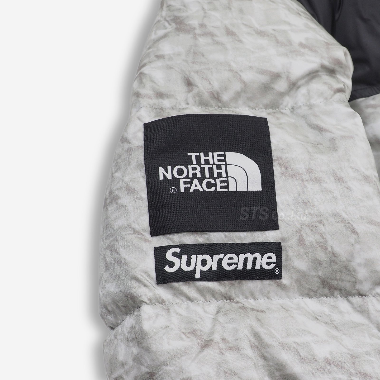 Supreme/The North Face Paper Print Nuptse Jacket - UG.SHAFT