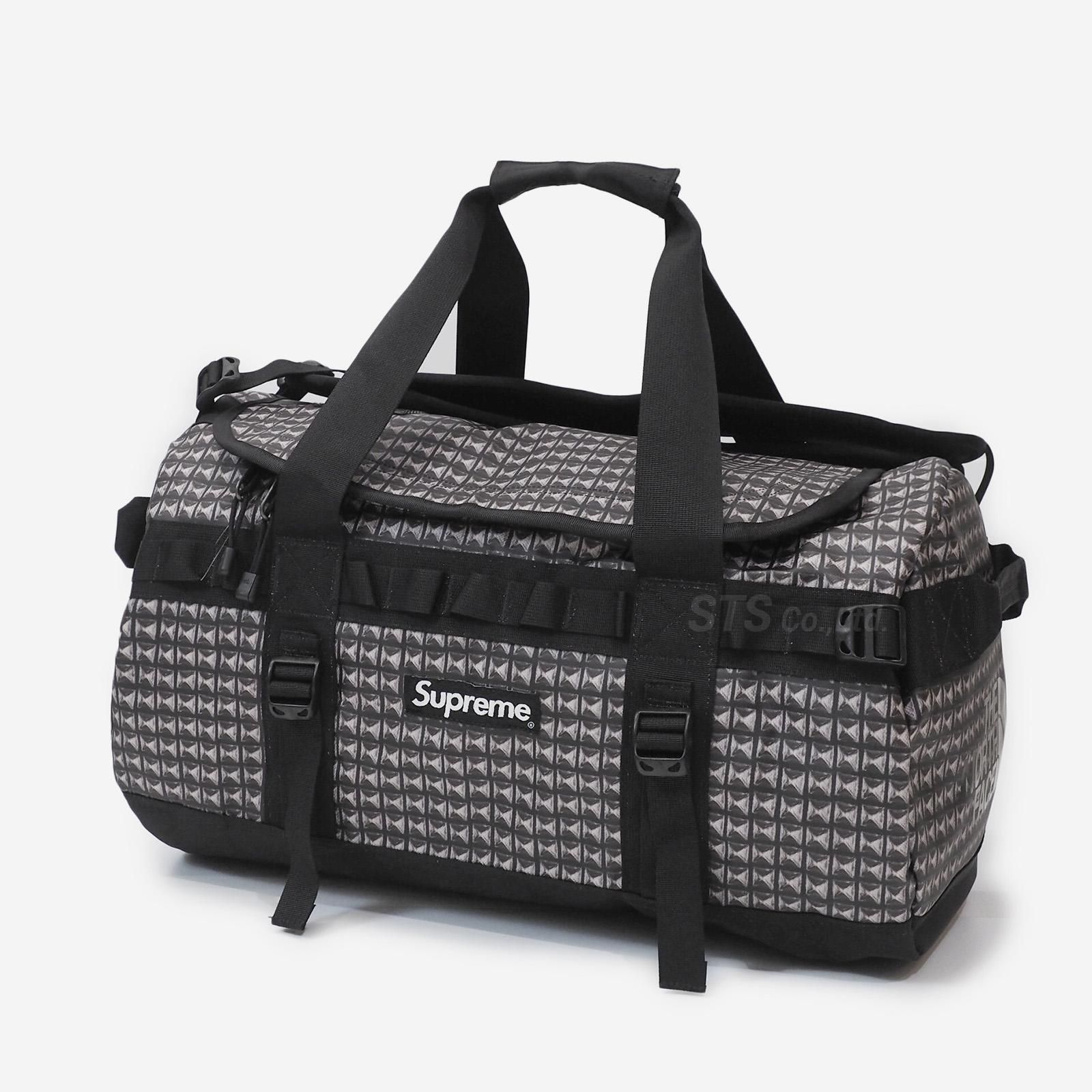 Supreme/The North Face Studded Small Base Camp Duffle Bag - UG.SHAFT