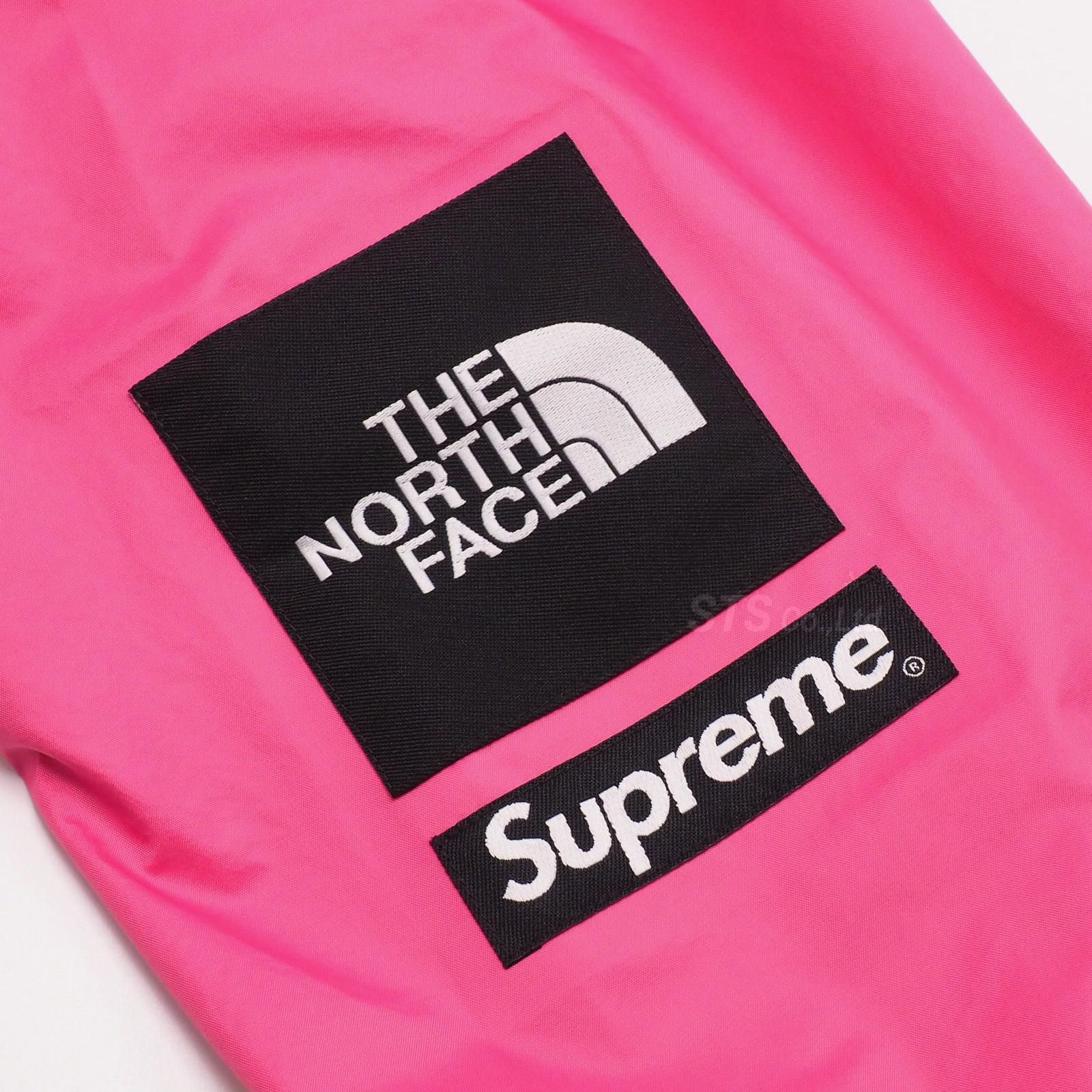 Supreme/The North Face Summit Series Outer Tape Seam Coaches Supreme/The North Face Summit Series Outer Tape Seam Coaches