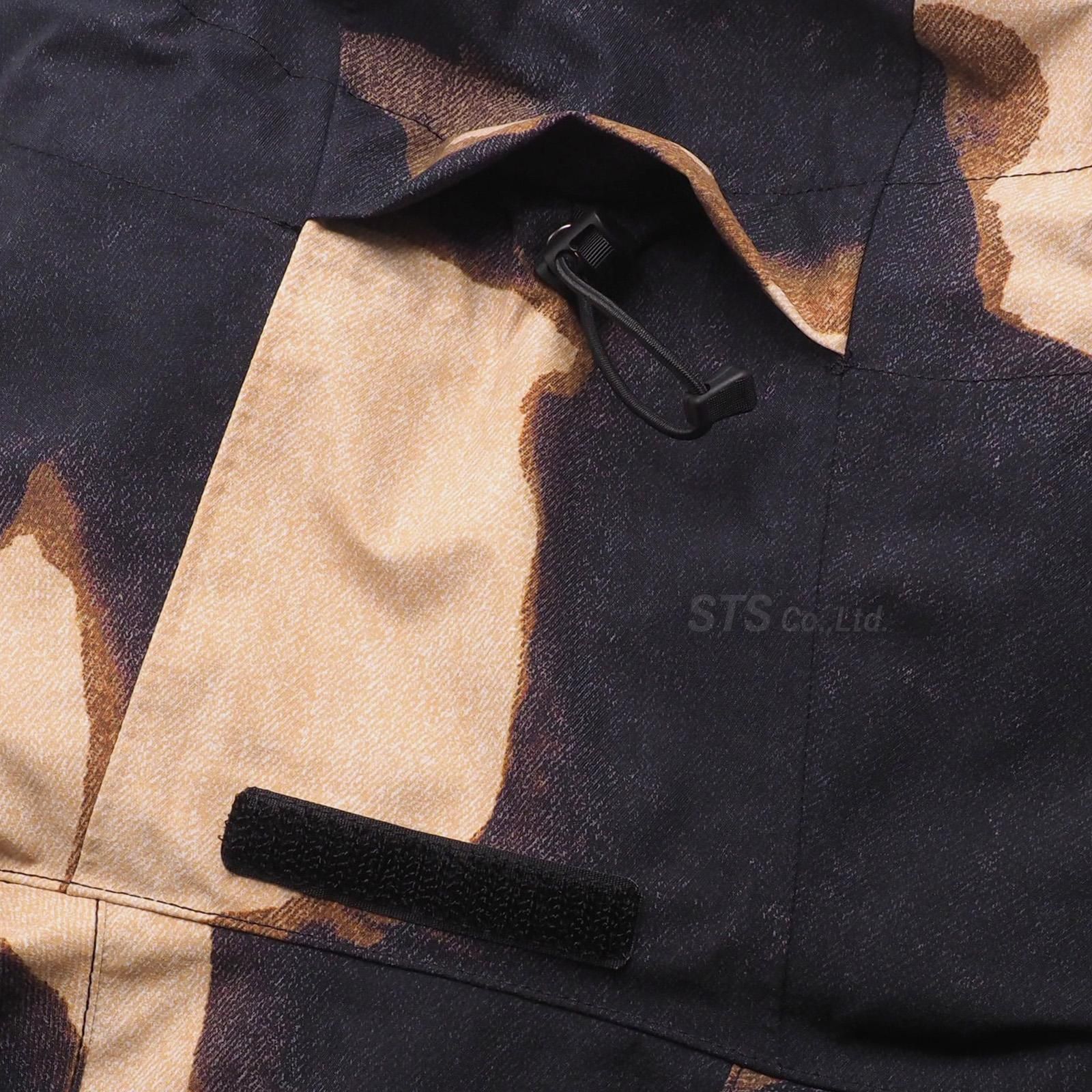 Supreme/The North Face Bleached Denim Print Mountain Jacket Supreme/The North Face Bleached Denim Print Mountain Jacket