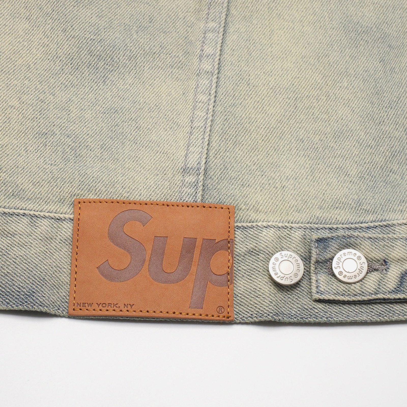 Supreme - Inset Logo Denim Trucker Jacket - UG.SHAFT