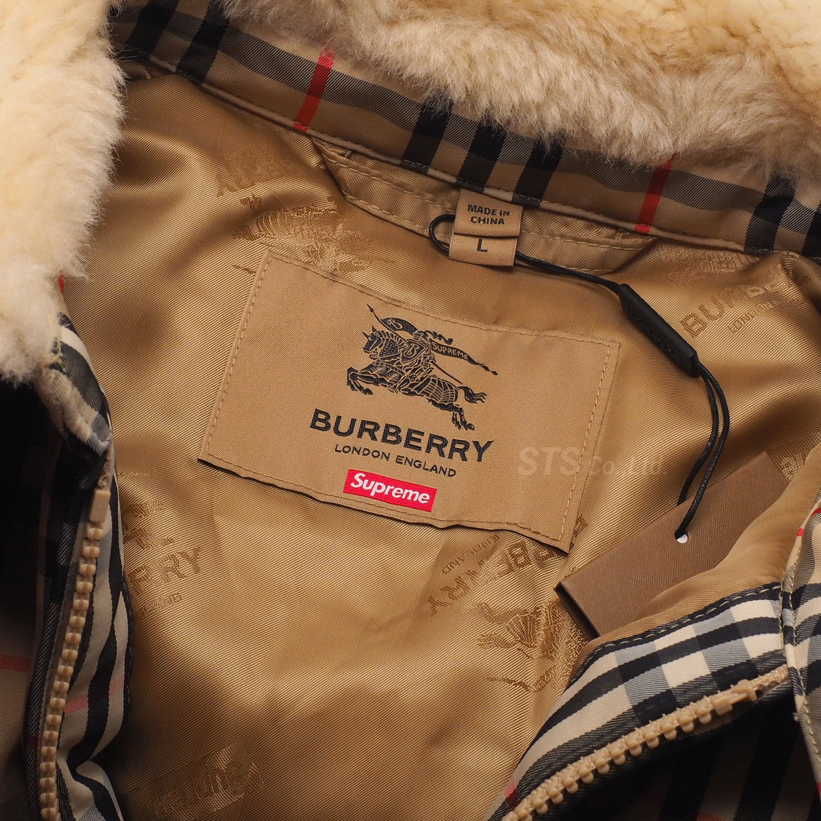 Supreme/Burberry Shearling Collar Down Puffer Jacket - UG.SHAFT