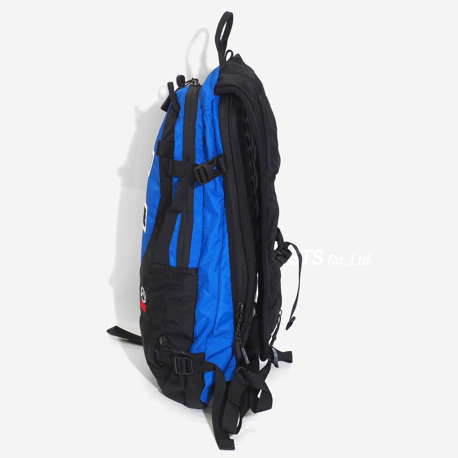 Supreme/The North Face Summit Series Rescue Chugach 16