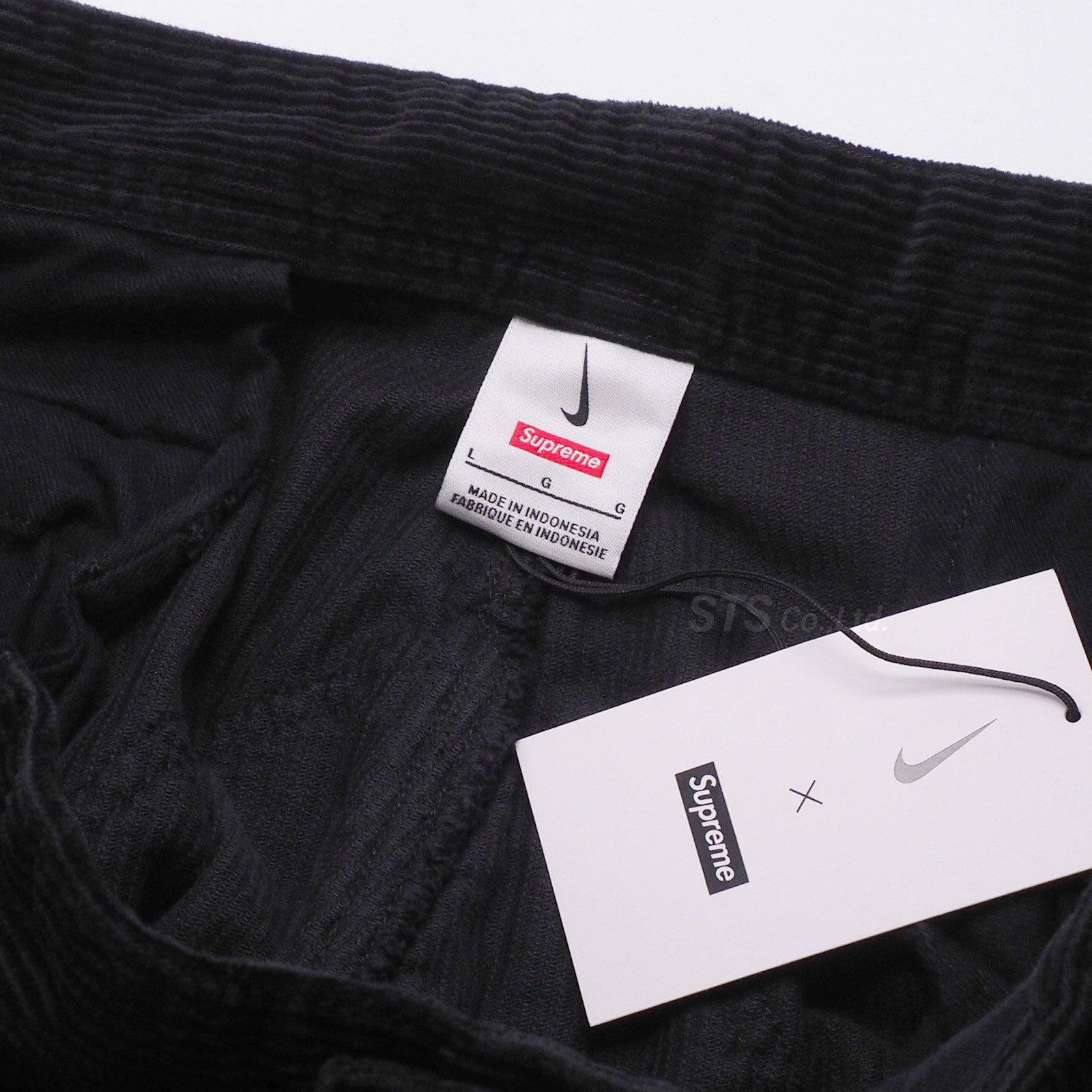 Supreme/Nike Arc Corduroy Cargo Pant - UG.SHAFT