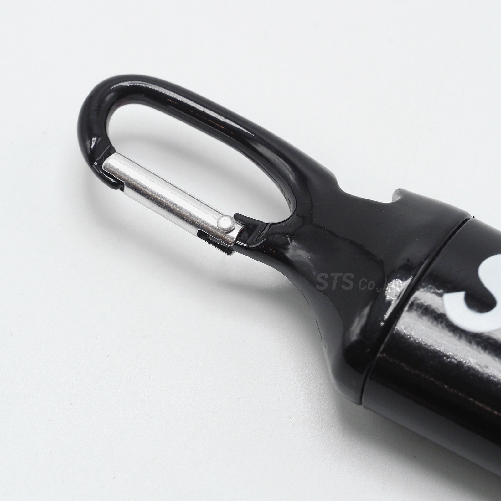安価 ワタナベ Supreme ライター付き Carabiner Case Lighter
