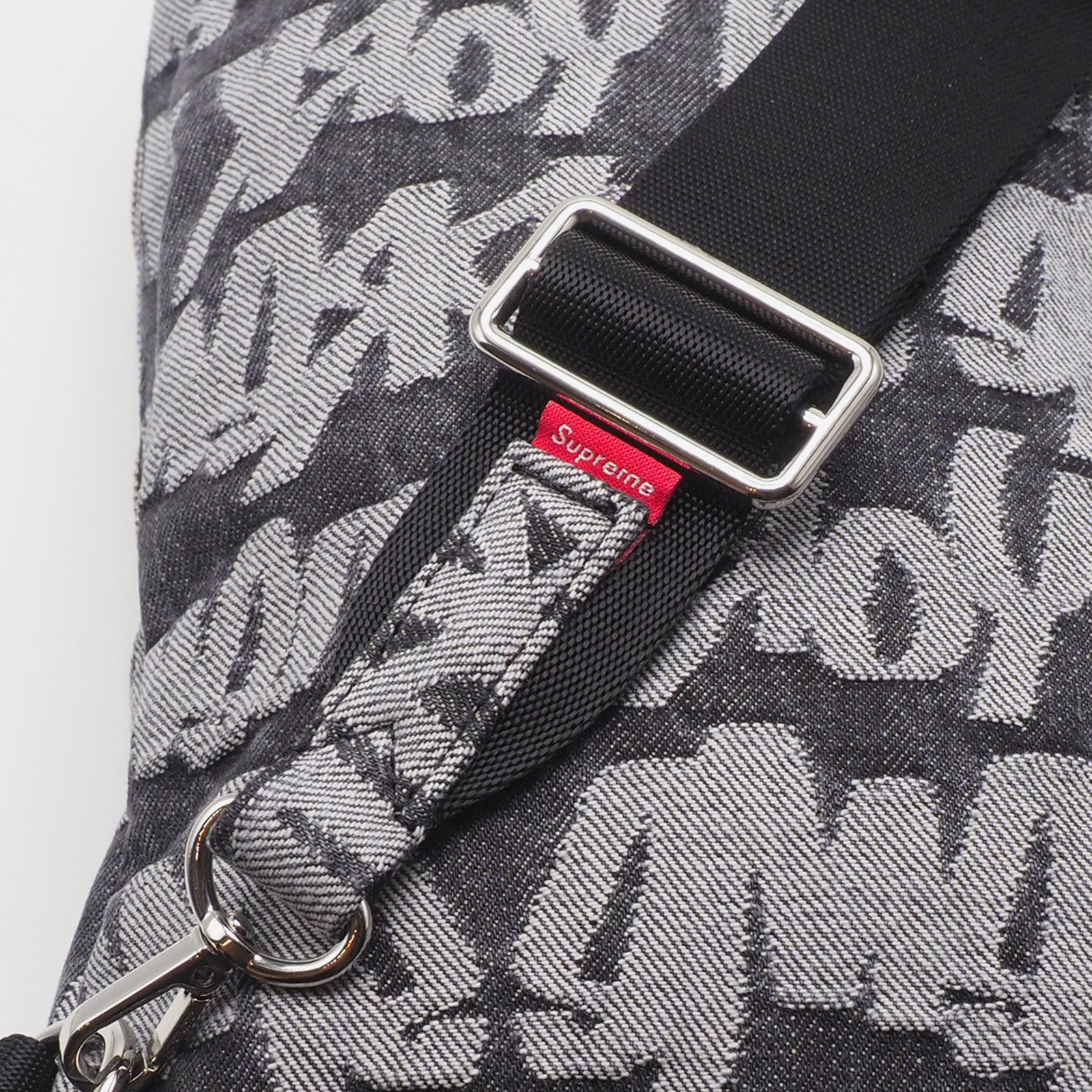 Supreme - Fat Tip Jacquard Denim Sling Bag - UG.SHAFT