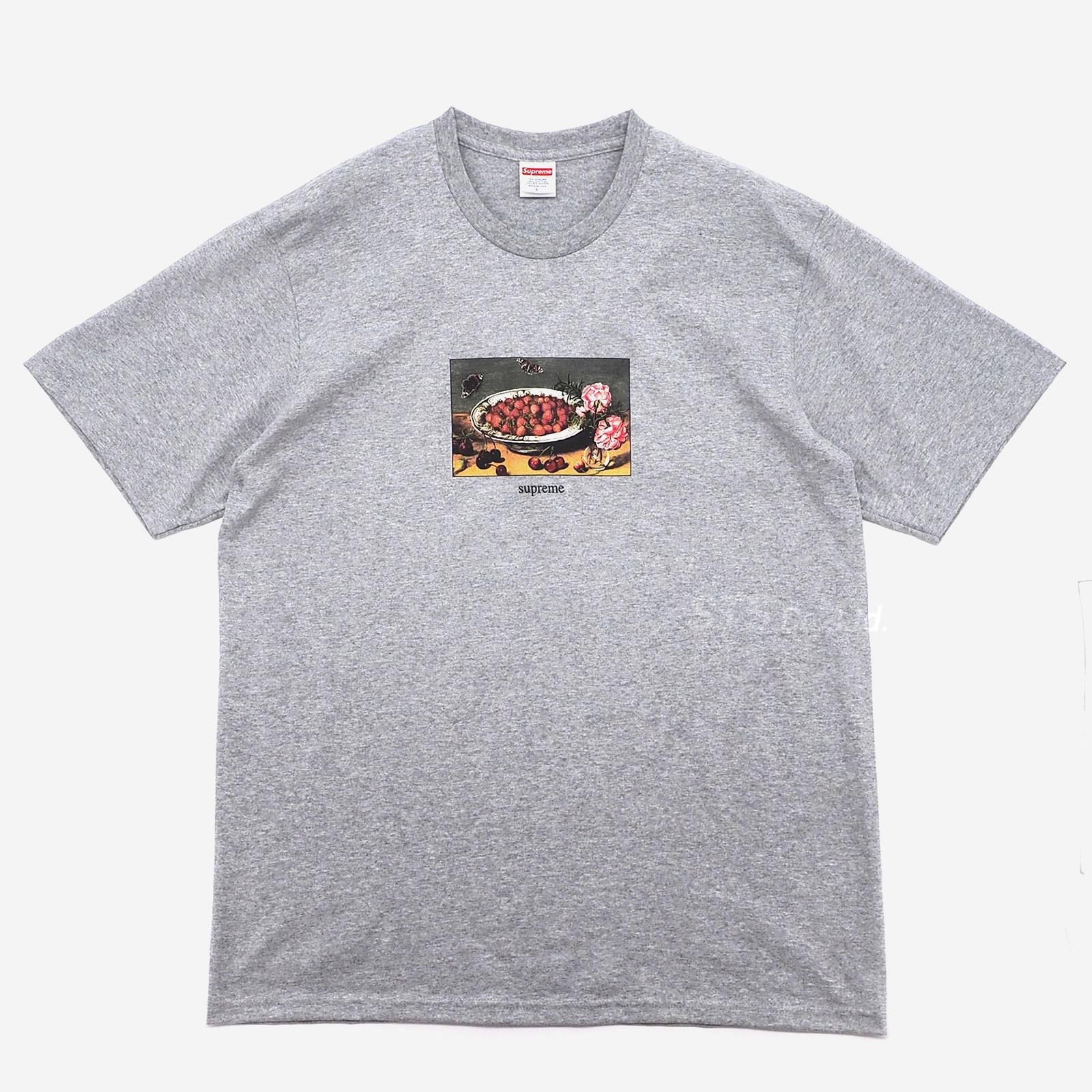 Supreme - Strawberries Tee - UG.SHAFT