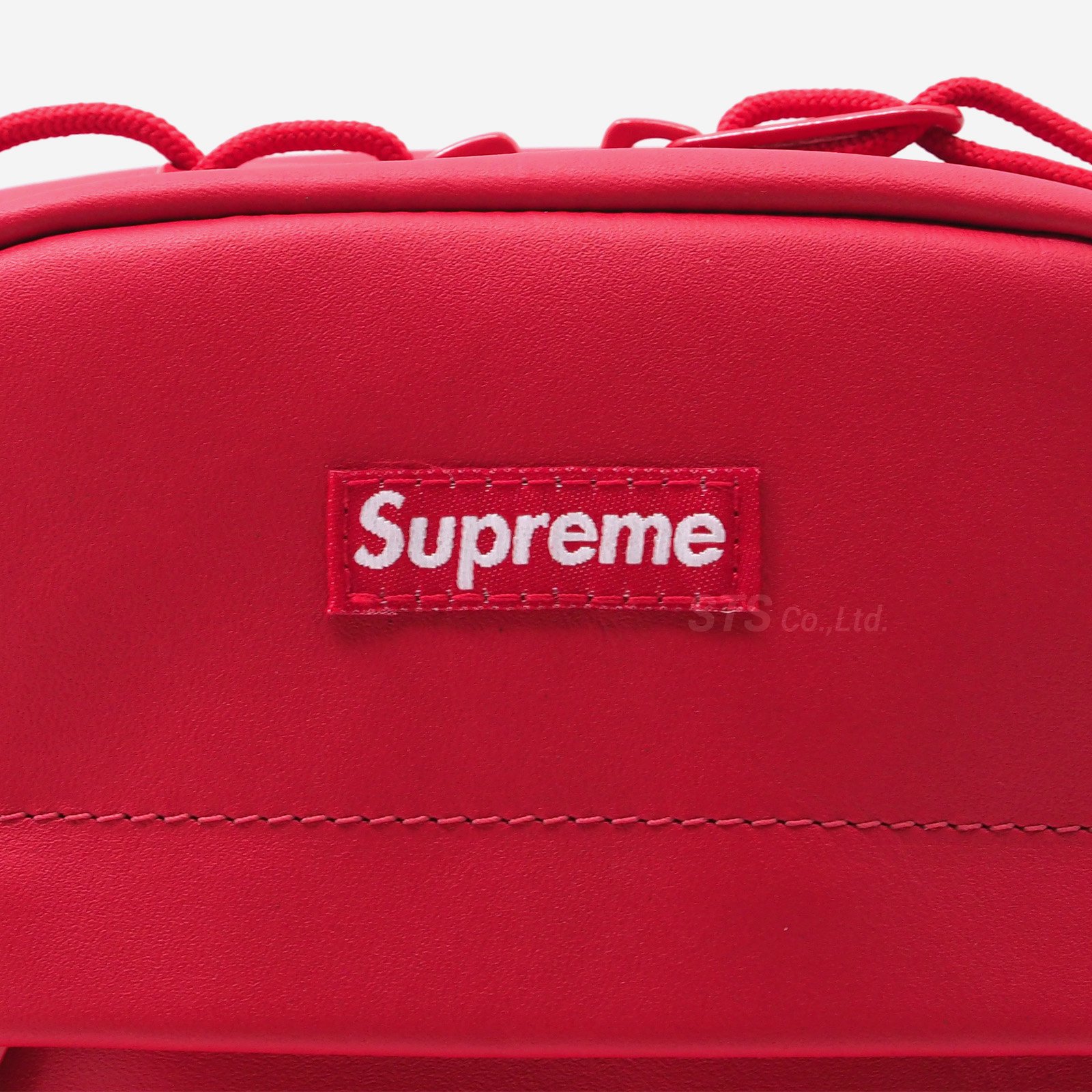 数々のアワードを受賞】 Supreme Leather レザーショルダー 赤