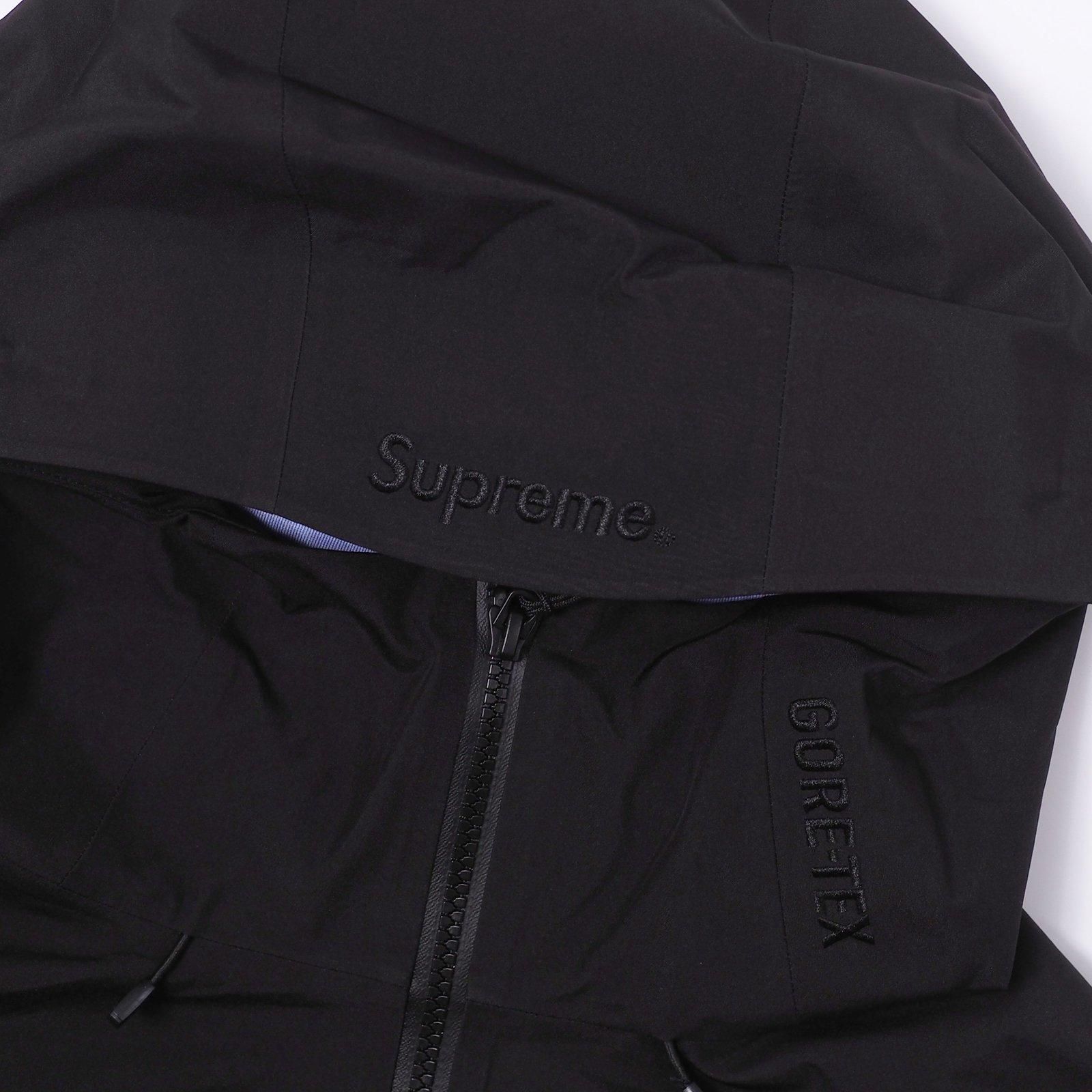 Supreme | GORE-TEX Taped Seam Shell Jacket - UG.SHAFT