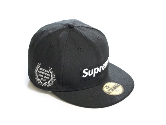 Supreme - Box Logo New Era - UG.SHAFT