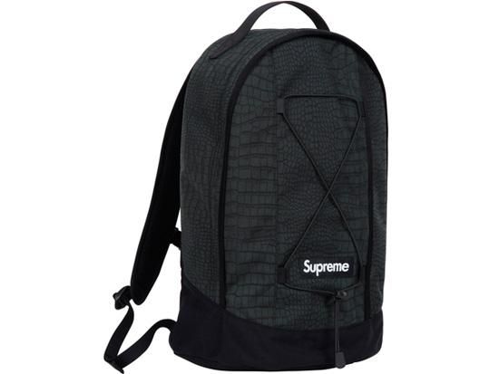 期間限定値下げ❗️Supreme Croc backpack