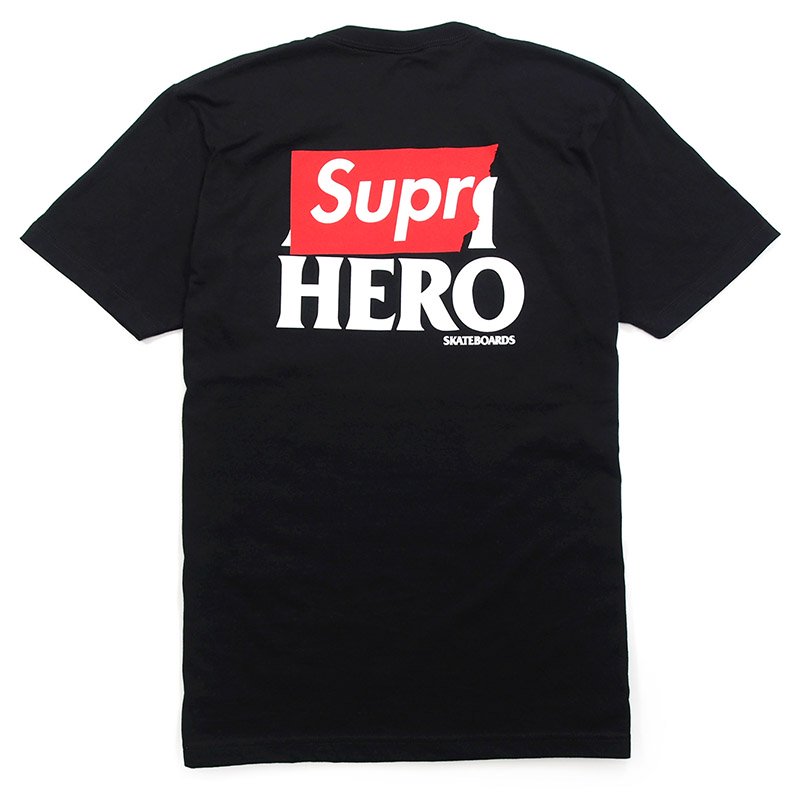 カラーホワイト初代コラボ　supreme　×　antihero Tシャツ　Ｍサイズ