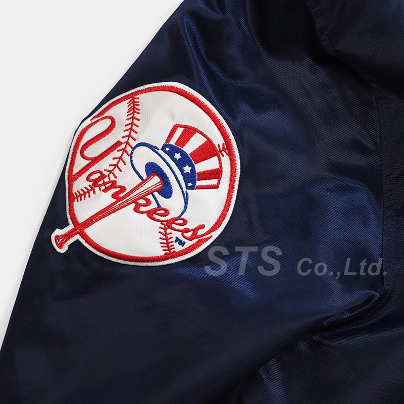 New York Yankees/Supreme/'47 Brand Satin Hooded Coaches Jacket ...