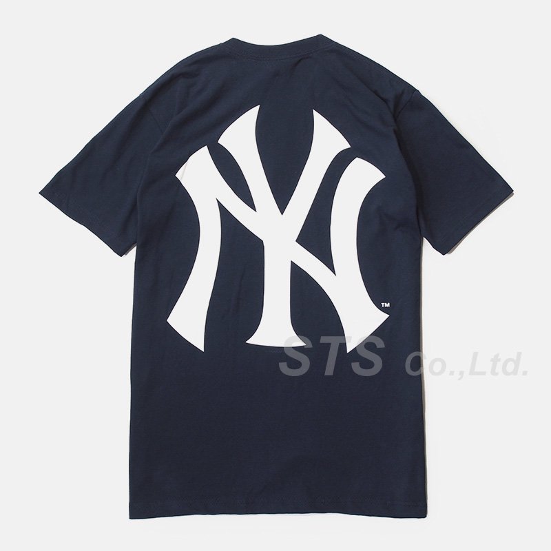 新品New York Yankees/Supreme Box Logo Tee