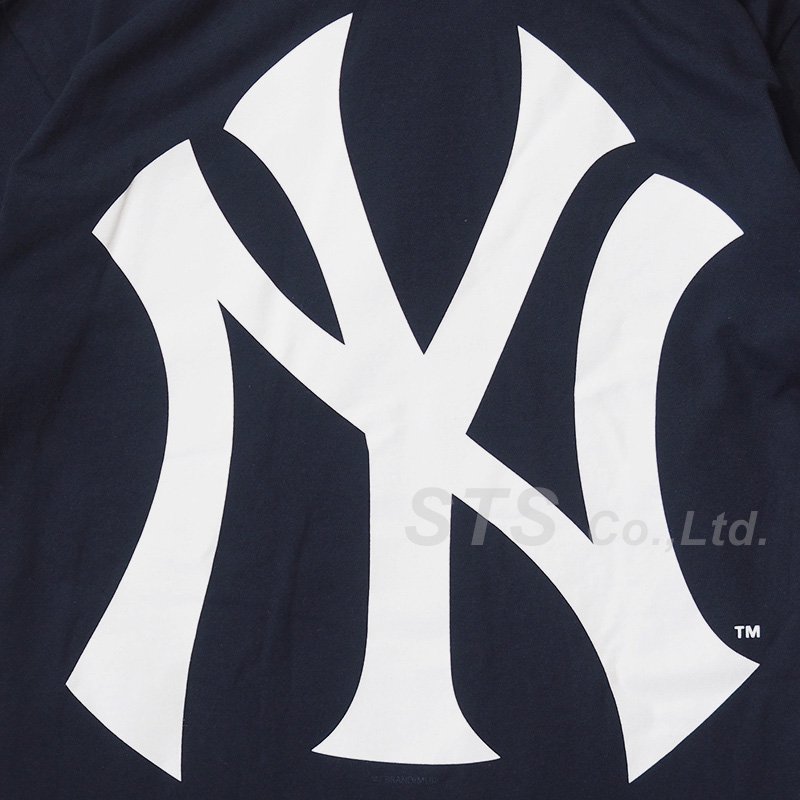 New York Yankees/Supreme Box Logo Tee - UG.SHAFT