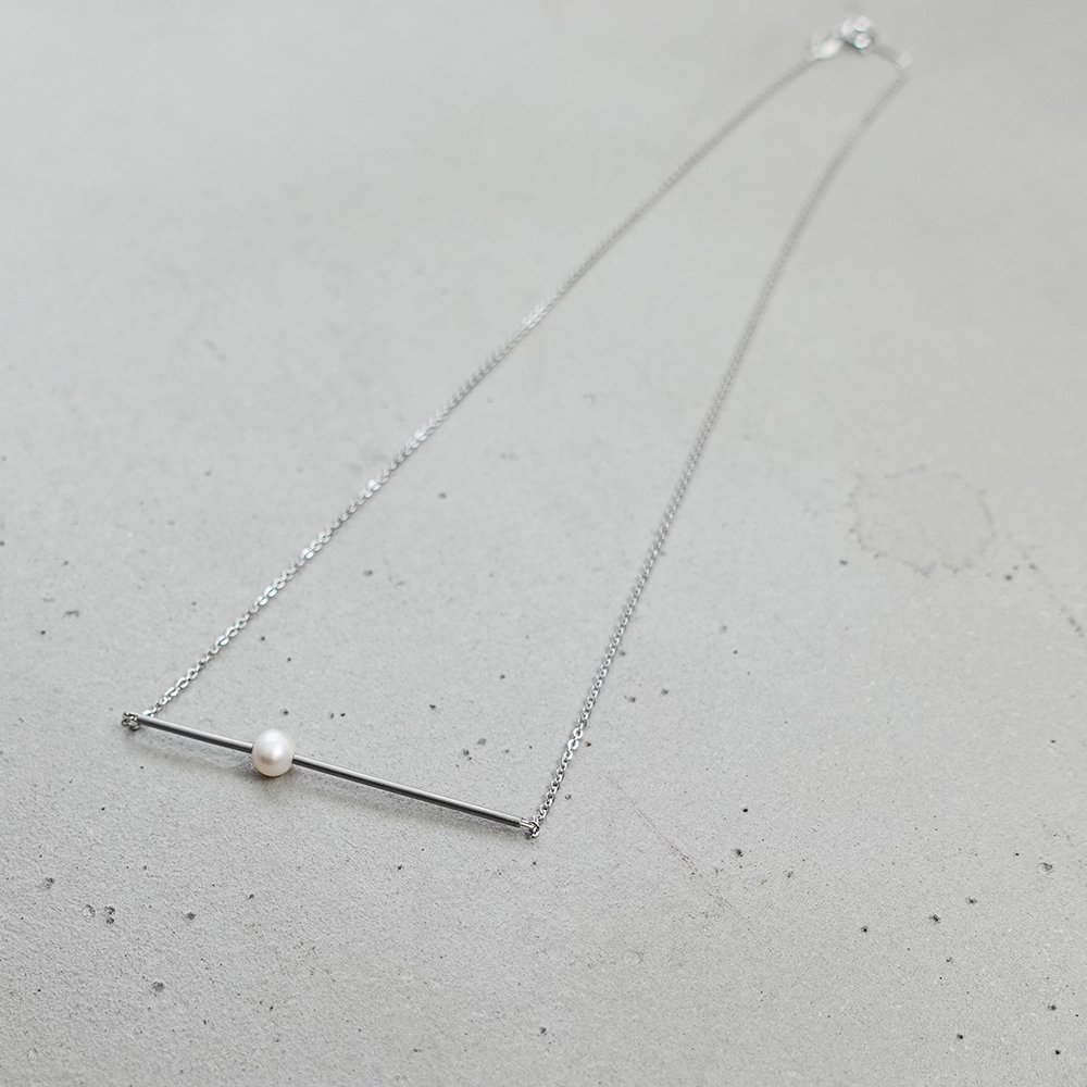 MOON LINE NECKLACE / AB_ML_N1