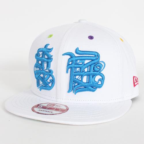 格安 【新色】裏庭 シュプリーム × 5/8 NEWERA Logo SNAPBACK Box CAP