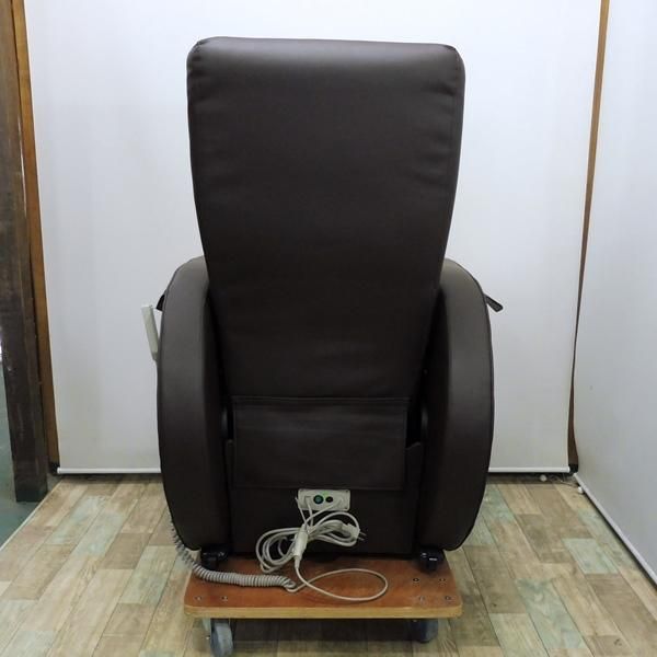 中古】7エステ 『電動ネイルチェア HIラッシュ（ブラウン