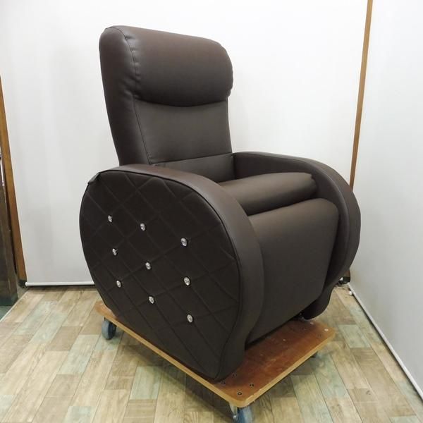 再値引きました！！！（引き取り）電動ラウンジチェア　エステヘッド、ネイル等 再値引きました！！！（引き取り）電動ラウンジチェア エステ