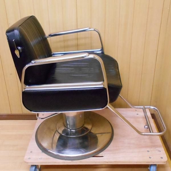 中古】タカラベルモント 『キャデラ（シャンプーチェア）黒