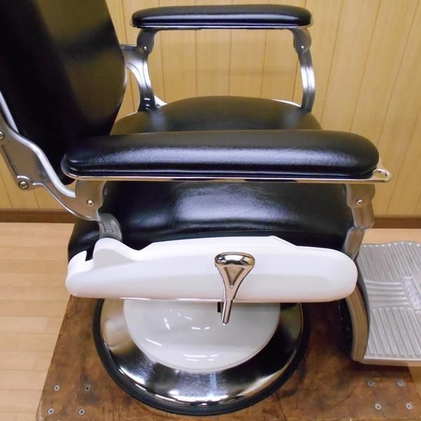 理容椅子美品　タカラクラシカ90 生産終了品 人気のクラシックデザインチェアCLASSICA90の後継『CLASSICA100