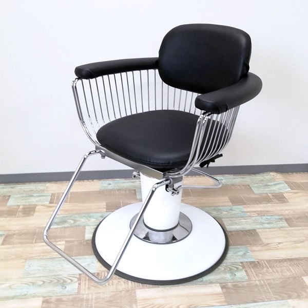 店舗改装のため出品いたしますタカラベルモント　ハープ椅子　スタイリングチェア　美容室椅子