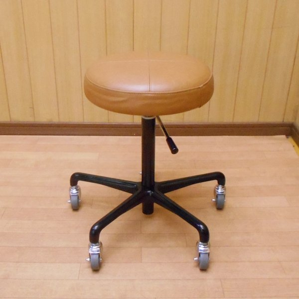 中古】 タカラベルモント 『THEIA Stool（ティアスツール）キャメル