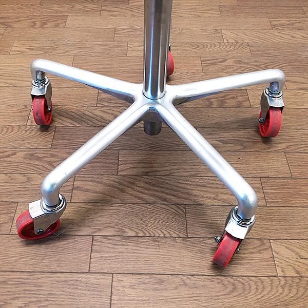 中古】タカラベルモント 『Dスツールアルミ（シルバー/赤