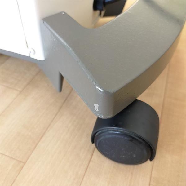タカラベルモント エスフォース 新古品 チェアベース | タカラベルモント