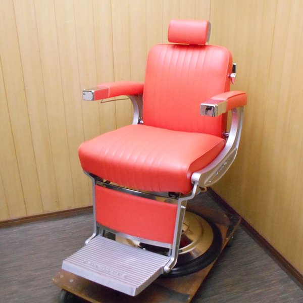 中古】タカラベルモント 『CLASSIC BARBER CHAIR ２２５（レッド）』