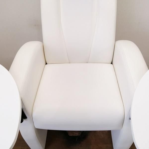 中古】タカラベルモント 『ネイルチェアレーヌⅡ/ホワイト