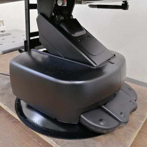 中古】タカラベルモント『理容椅子 LEGEND（レジェンド）ブラウン