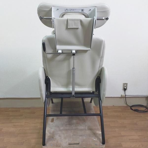 【美品】タカラベルモント リーチェ マツエクチェア 1脚期⭐️間限定値下げ中⭐️ 美品】タカラベルモント リーチェ マツエクチェア 1脚期⭐️間