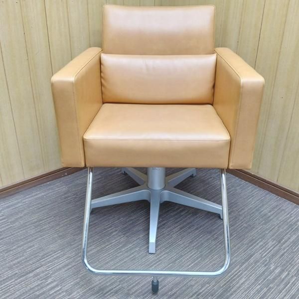 中古/A】タカラベルモント『LIM chair 03（リムチェア）（オレンジ