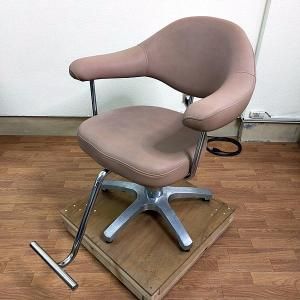 美容室オオヒロスタイリングチェア