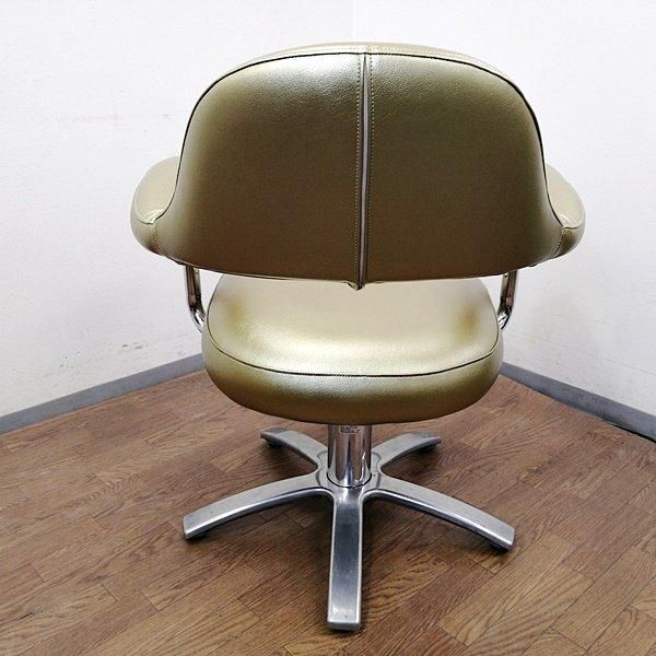 中古/A】☆限定1台☆新品レザー張替済み！☆タカラベルモント