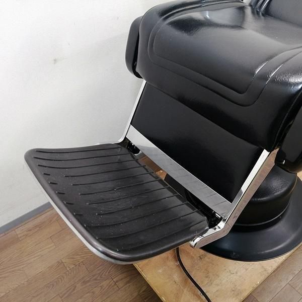 中古/A】☆新品レザー張替済み！☆タカラベルモント『理容椅子