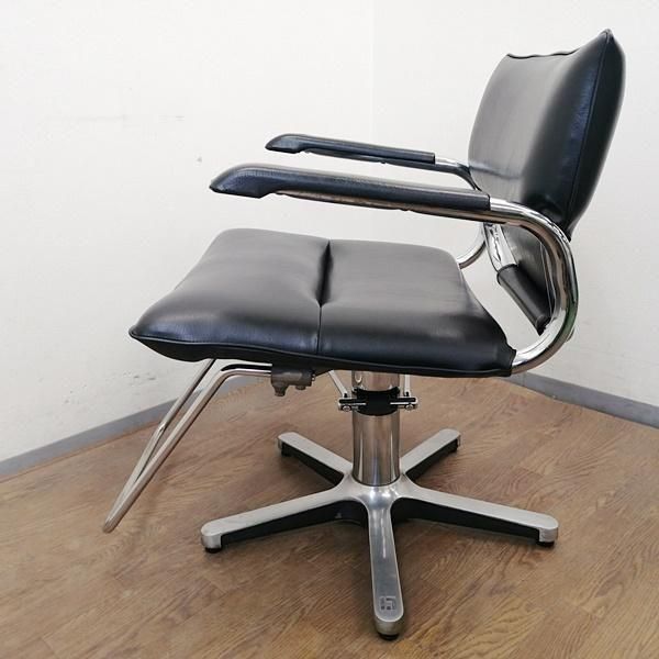 中古/A】タカラベルモント『スタイリングチェア RABBIT CAPTAIN