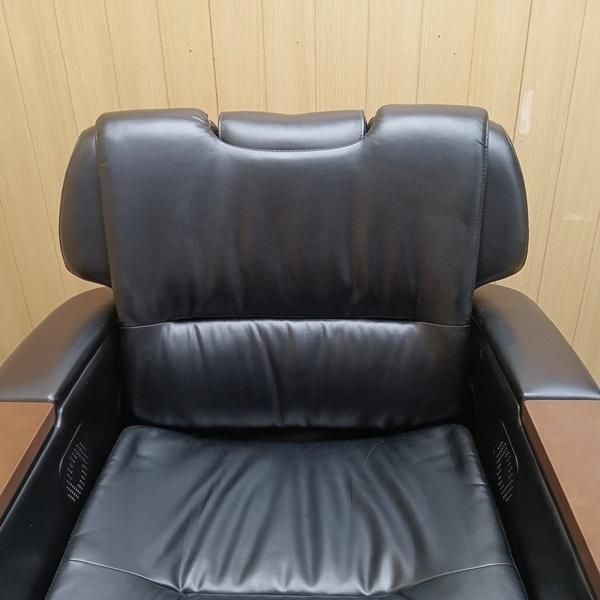 中古/A】タカラベルモント『理容椅子 DIVAN-Z（ディヴァーン ジー