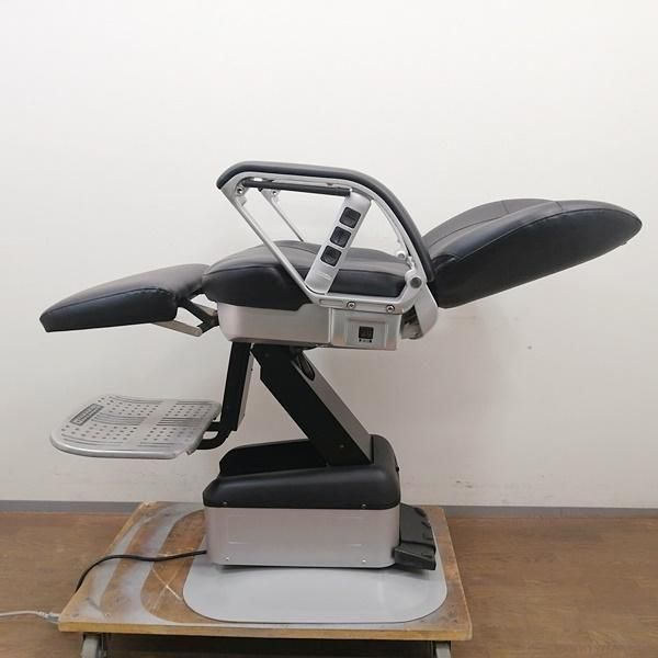 中古】☆新品レザー張替済！☆タカラベルモント 『理容椅子 BB