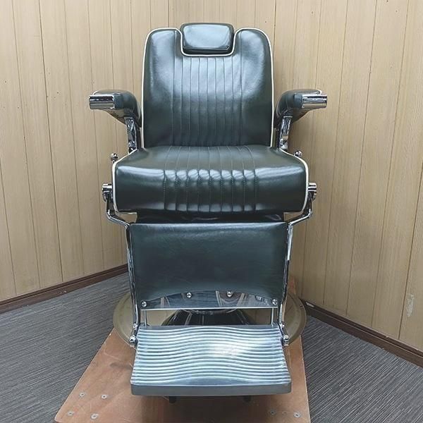 レトロな雰囲気の理容椅子、美容椅子です。 美容室 椅子