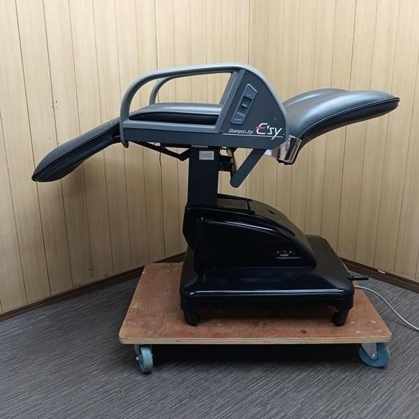 【中古】タカラベルモント　シャンプー椅子　シャンプージョイ タカラベルモント シャンプー椅子 シャンプーJOY llを入荷しま
