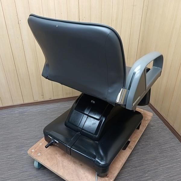 【中古】シャンプー椅子※こちらはたのめる便を利用します シャンプーイスの中古カテゴリのご紹介です -リビキキネット